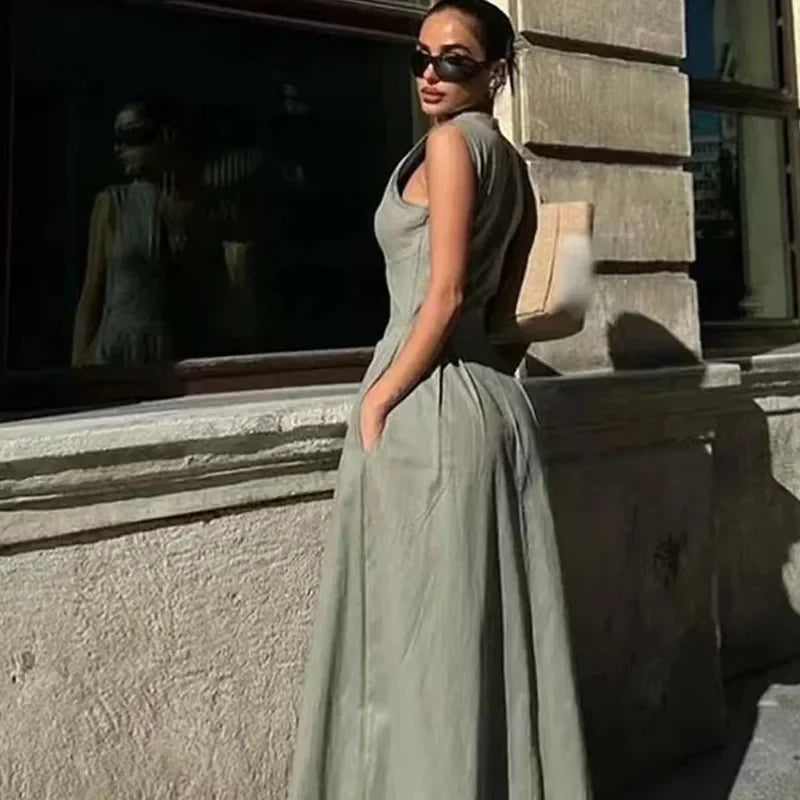 Sleeveless Pleated Maxi Dress With Zip Front And High Waist