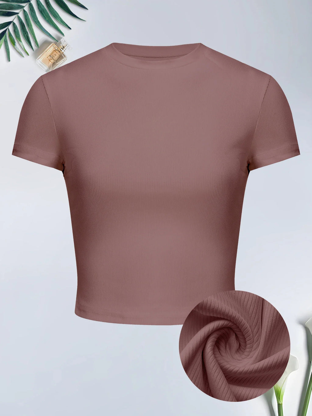 Casual White Short Sleeve T-Shirt for Women Slim Fit Summer Top