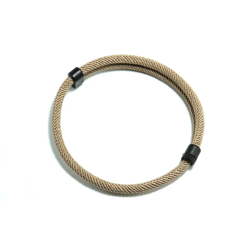 Trendy Adjustable Thread Bracelet for Couples - Minimalist Red Bracelet for Yoga and Meditation