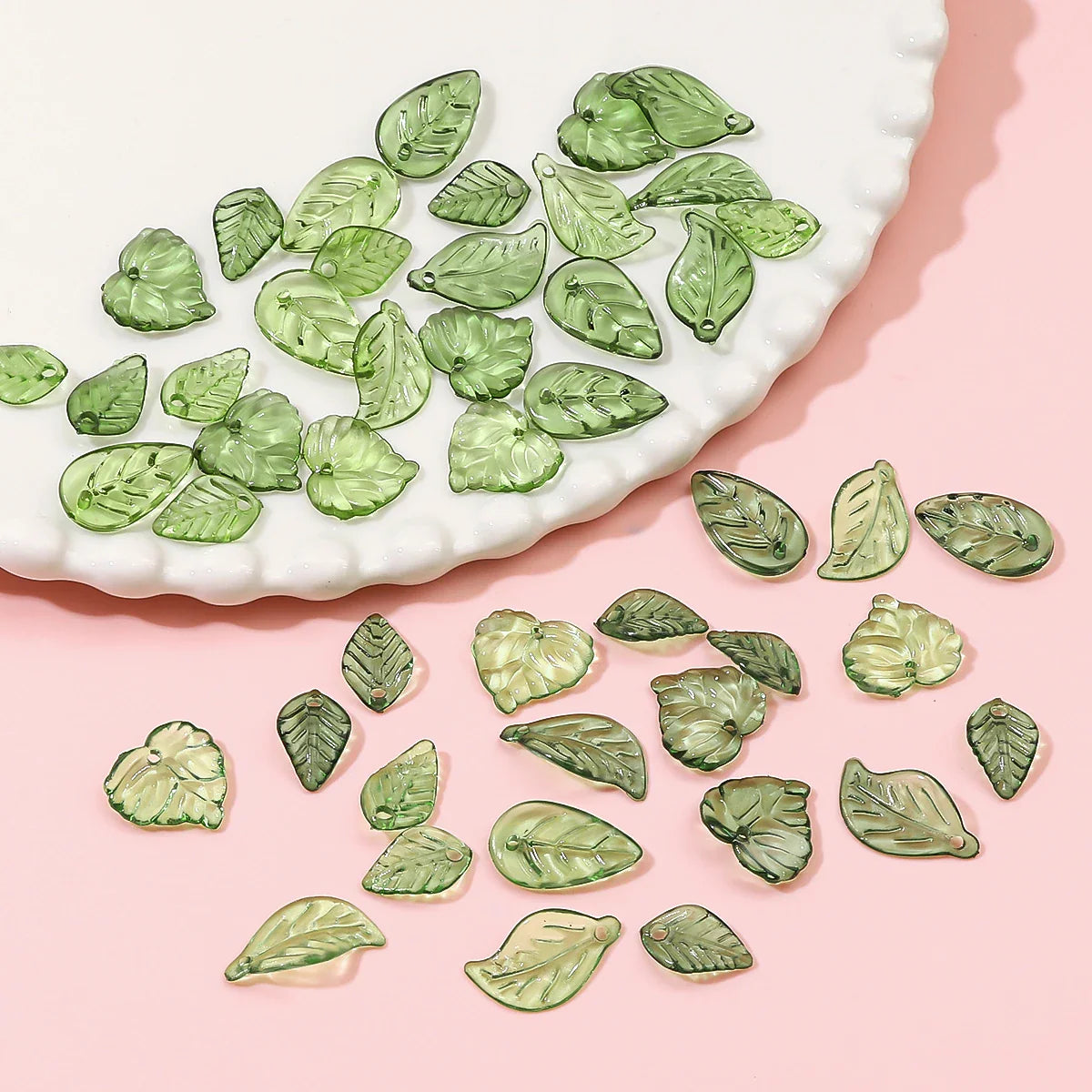 100 Pieces Mini Acrylic Tree Leaf Beads for DIY Handmade Jewelry Necklaces and Earrings Accessories