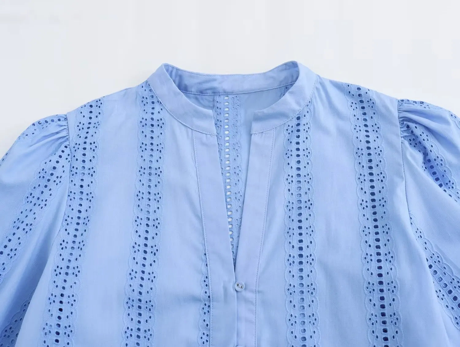 Loose Lace Up White Shirt for Women Elegant Hollow Out Embroidered Puff Sleeve Cropped Top