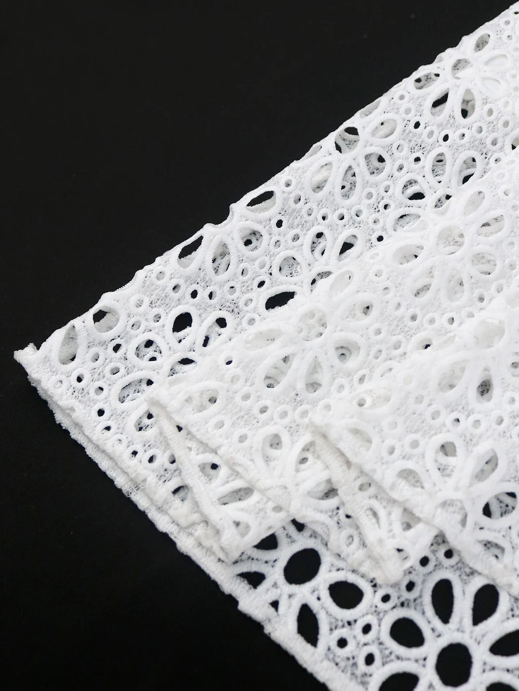 White Lace Dress Mock Neck Puff Sleeve A Line Evening Gown