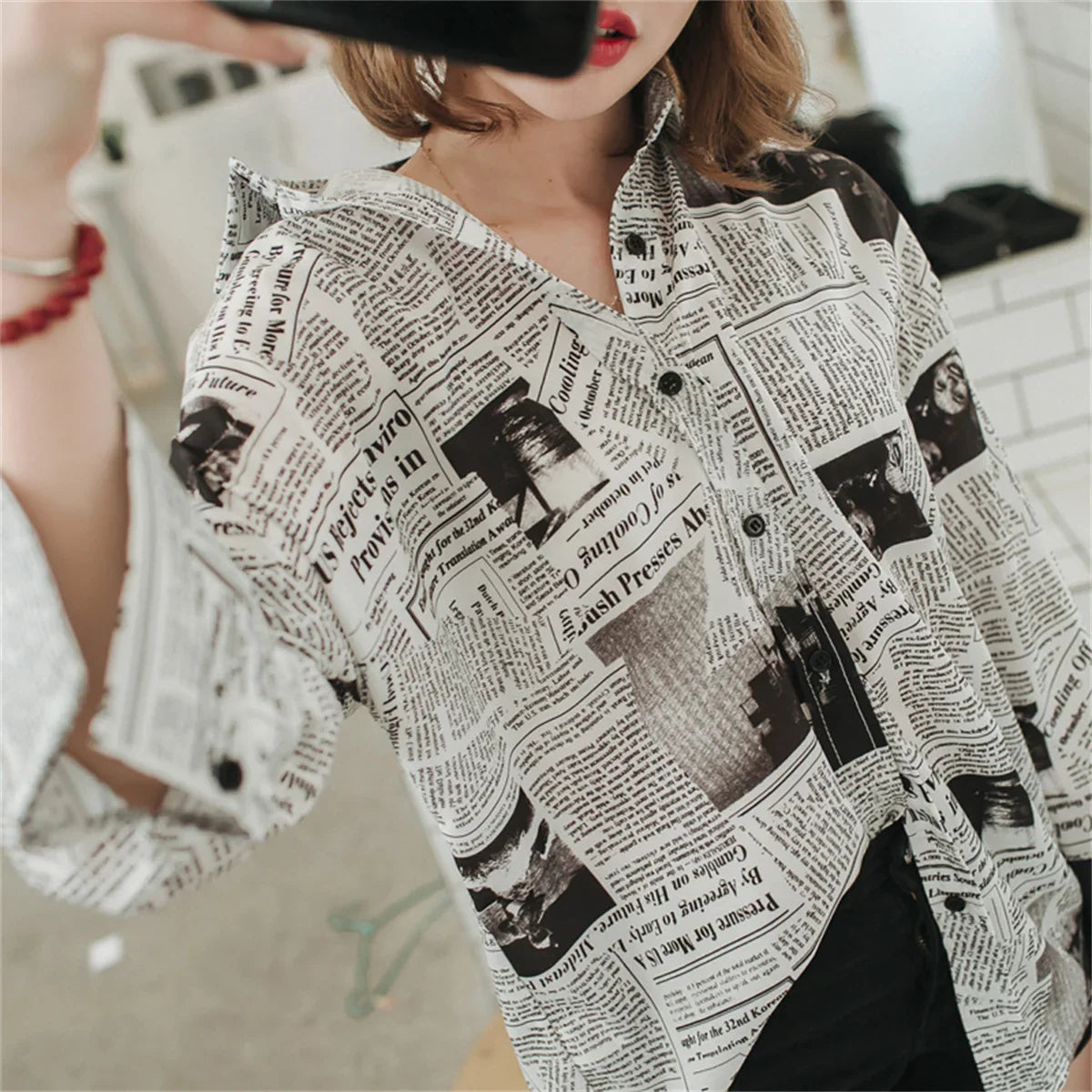 Women's Loose Fit Summer Blouse Thin Breathable Newspaper Print Shirt Sun Protection Long Sleeve Top Casual Streetwear