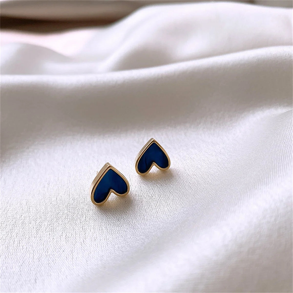 Korean Cute Heart Stud Earrings for Women with Blue Glaze Aesthetic Geometric Design Minimalist Jewelry Gift