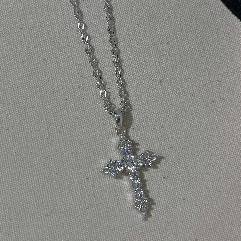 Shiny Crystal Zircon Cross Pendant Necklace for Women with Silver Color Thin Chain Party Jewelry Gift