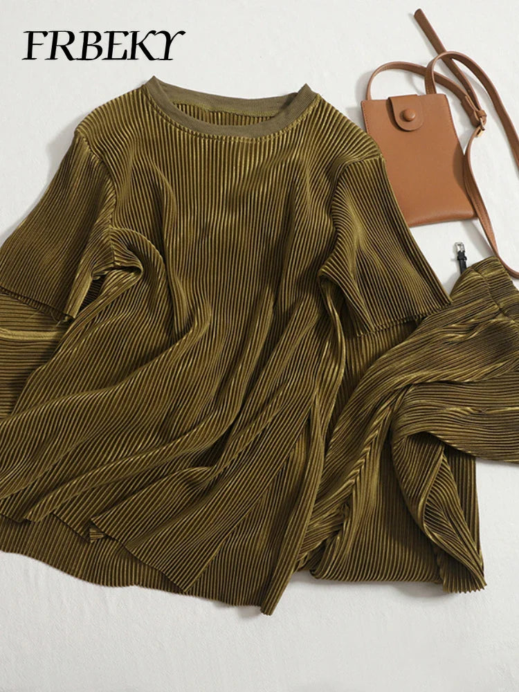 Elegant Summer Two Piece Set for Women Featuring Round Neck T-Shirt and High Waist Wide Leg Pants