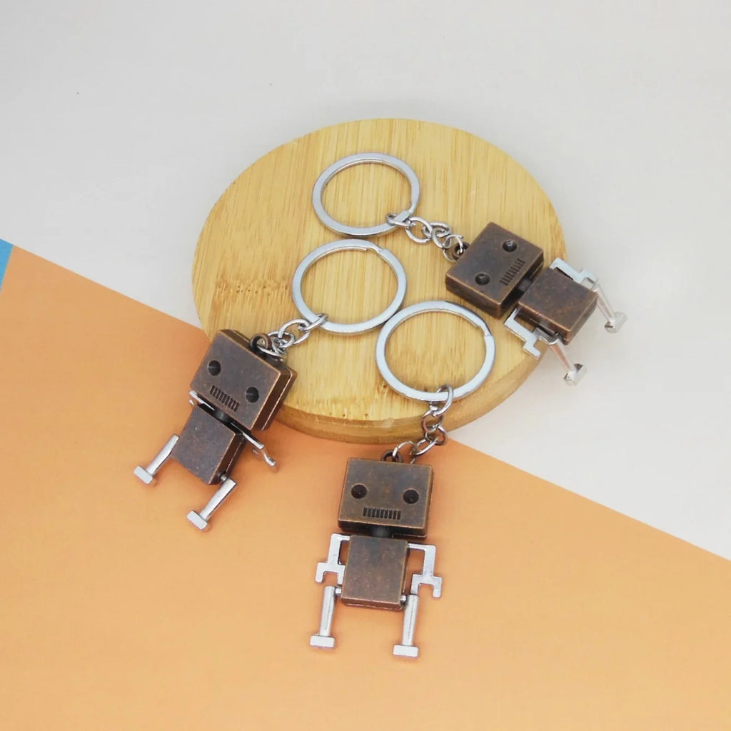 Creative Movable Robot Keychain Cute Cartoon Pendant for Fun and Playful Accessory