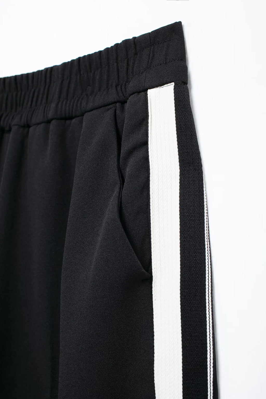 Women's Striped Sports Suit with Long Sleeve Zip Lapel Coat and High Waist Wide Leg Pants Two-Piece Set