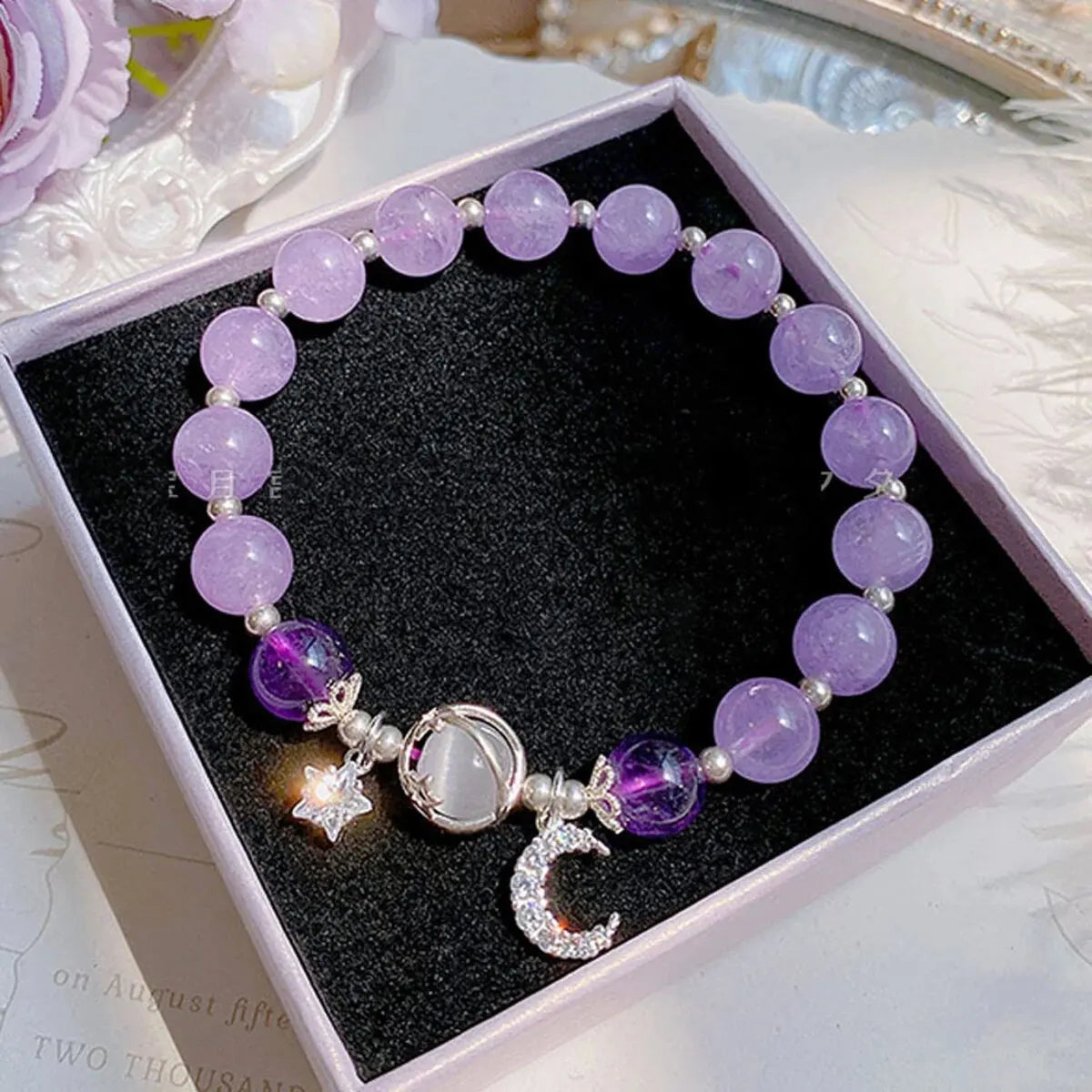Starry Cat's Eye Stone Bracelet for Women with Grey Moonlight Star Crystal Design