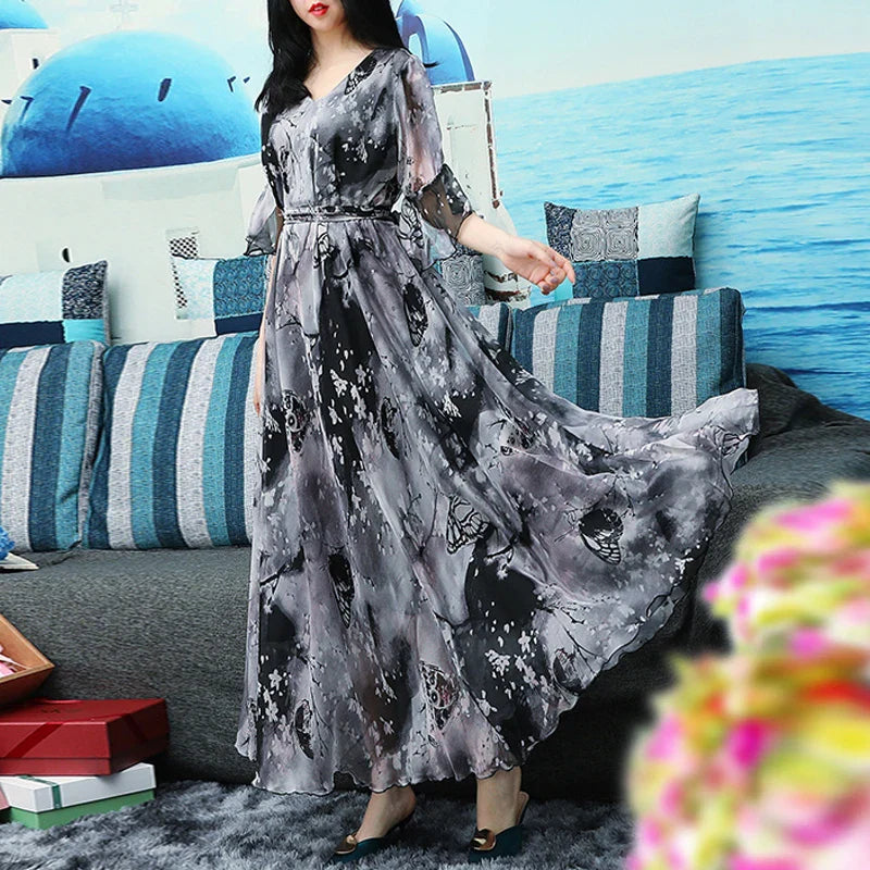 Plus Size Vintage Floral Maxi Dress With Bell Sleeves