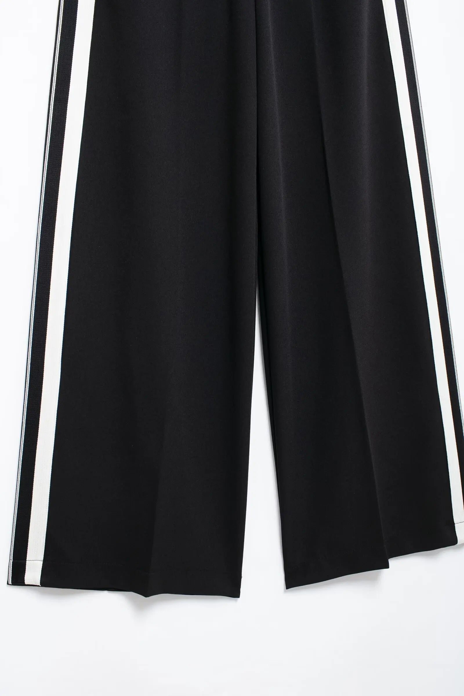 Women Casual Sports Suit with Side Stripe Long Sleeve Zipper Jacket and Wide Leg Pants