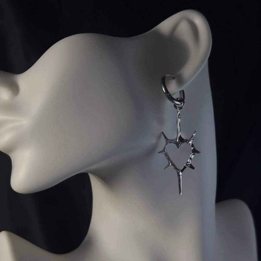 Retro Gothic Thorn Heart Design Earrings with Spikes - Unique Heart-Shaped Earrings for Holiday Parties and Gifts