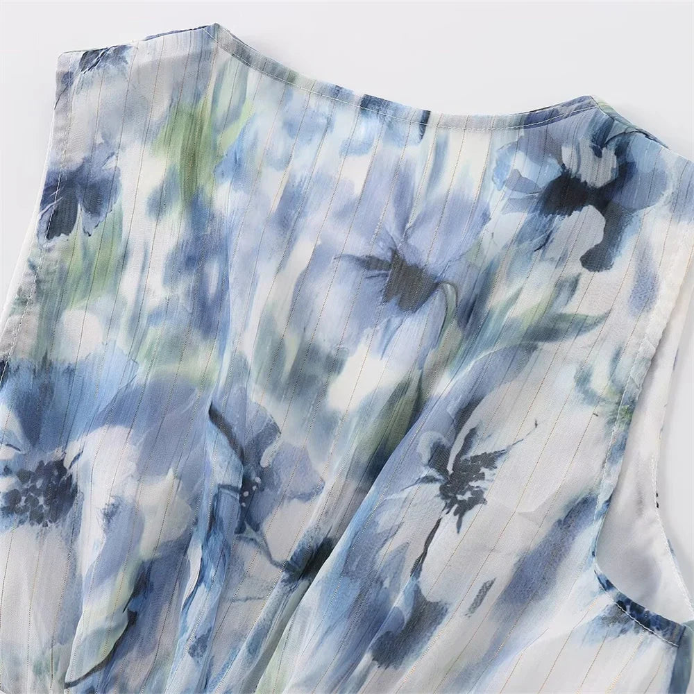 V Neck Printed Dress With Metal Line Open Waist Silhouette