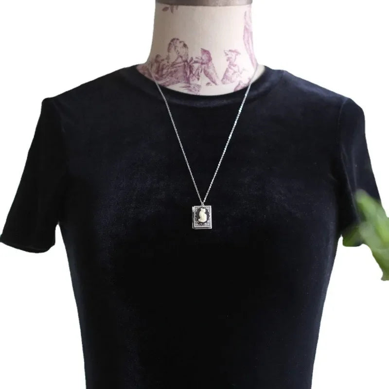 Gothic Cat Cameo Pendant Necklace Vintage Grimoire Creative Jewelry for Women