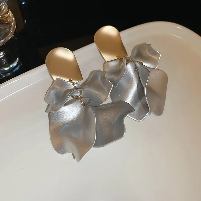 Stylish Multicolored Flower Earrings for Women Delicate Petal Tassel Stud Earrings Perfect for Everyday and Party Accessories