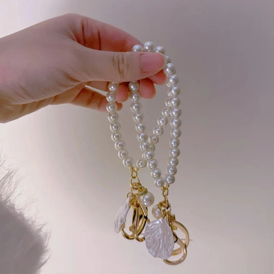 Cute Pearl Keychain for Women and Girls Shiny Pearl Bead Charm Accessory for Phone Bag Backpack and Car Keys