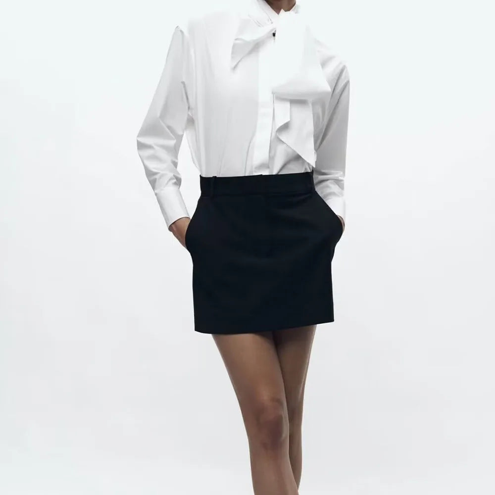 Pure White Slim Fit Poplin Shirt with Elegant Bow Decoration Lightweight Spring and Summer Fashion Top