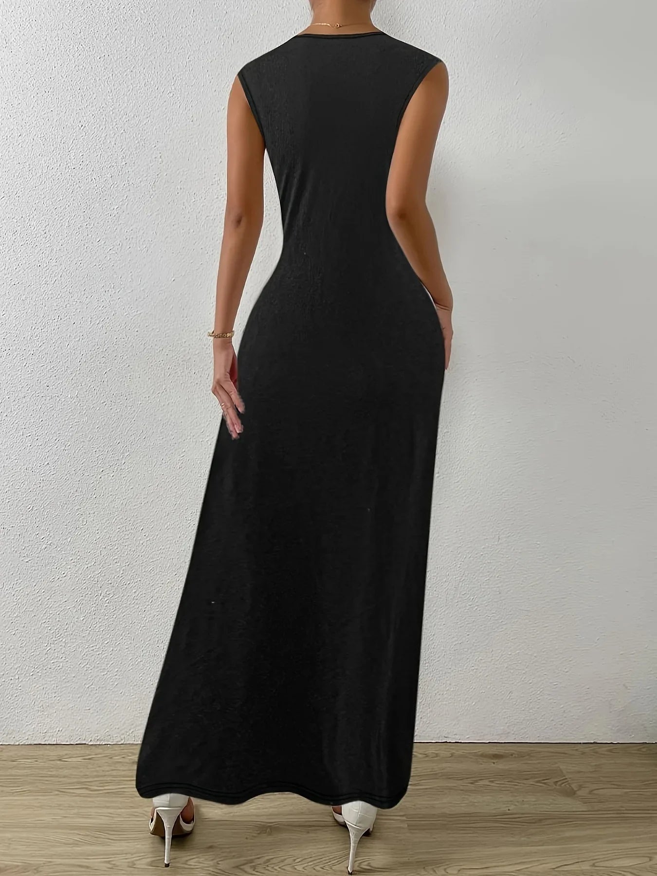 Casual Outing Dress With Round Neck For Everyday Wear