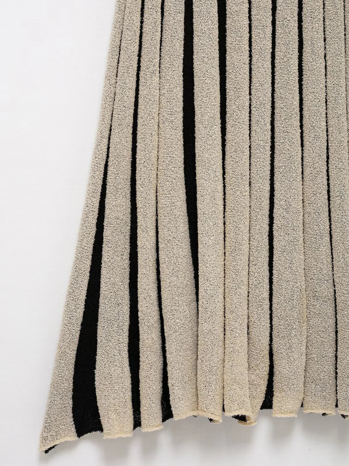 Striped Knitted Sleeveless Midi Dress With Round Neck Casual