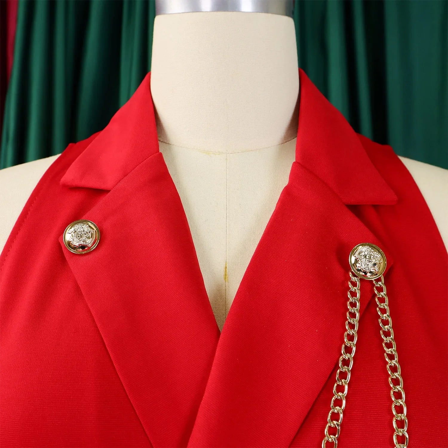 Elegant Sleeveless Jumpsuit for Women with Notched Collar Buttons and Chain Detail Luxury Solid Color Romper for Birthday Party and Special Occasions