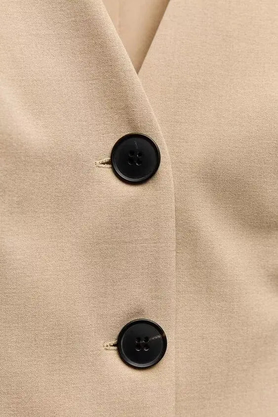 Elegant Sleeveless Pleated Dress With Vest Style Chic