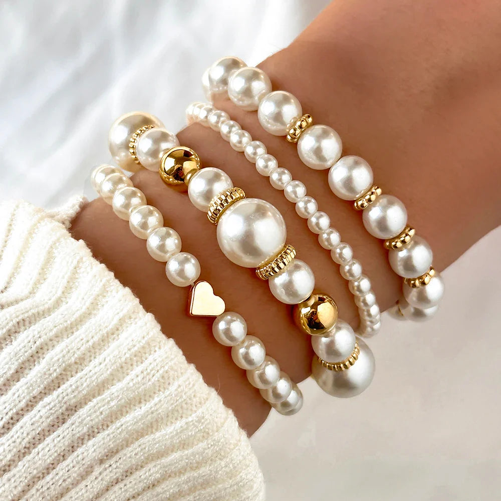 4pcs Set Elegant Handmade White Faux Pearl Beaded Heart Bracelets for Fashion Accessories and Gifts