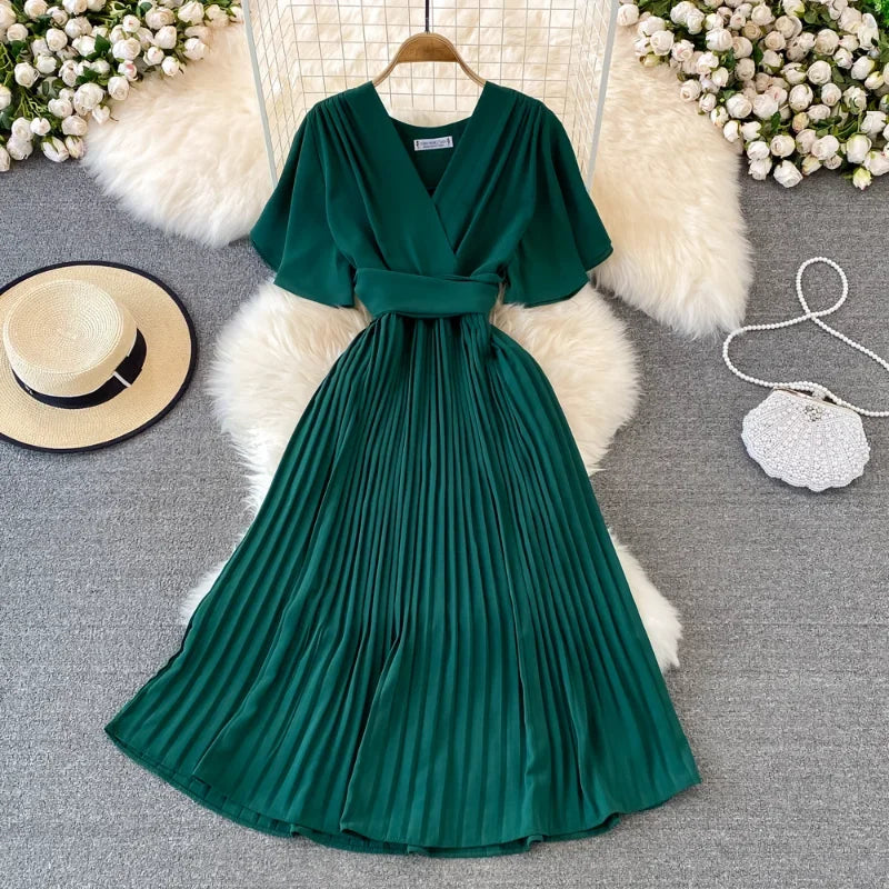 Summer V-Neck Pleated Dress With Lace Up Waist Long Skirt