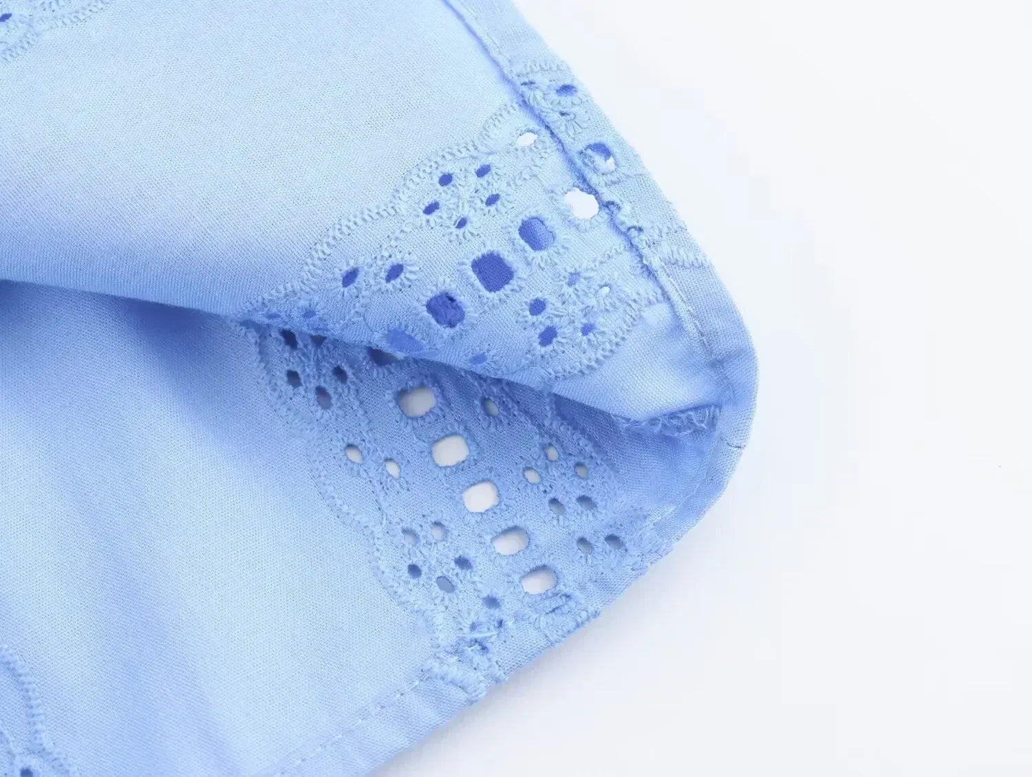 Loose Lace-Up White Shirt for Women Elegant Hollow Out Embroidered Puff Sleeve Cropped Top