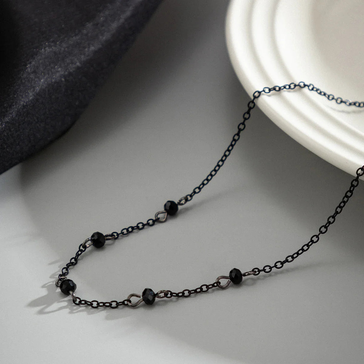 Minimalist Crystal Beads Ball Chain Necklace for Women Simple Black Link Choker Jewelry for Parties and Weddings