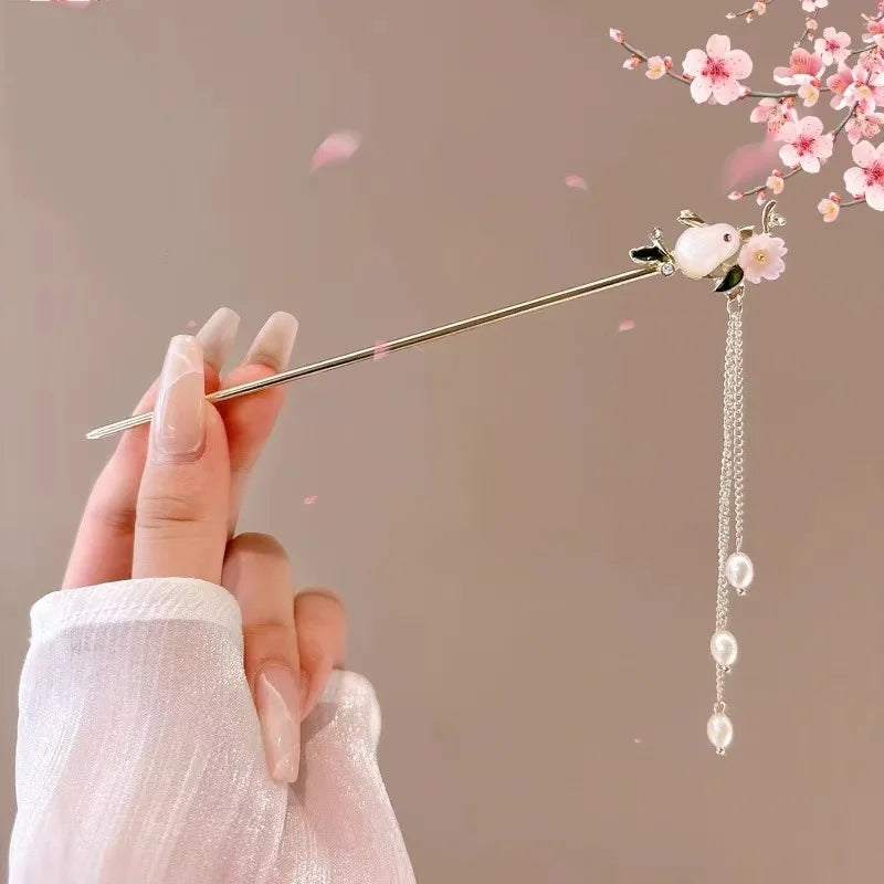 Romantic Chinese Style Hairpin Jewelry Accessory for Women and Girls Daily Wear