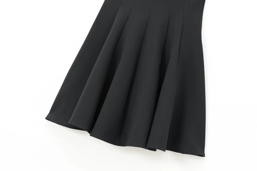 Little Black Dress Elegant Sleeveless Boat Neck Swing Dress