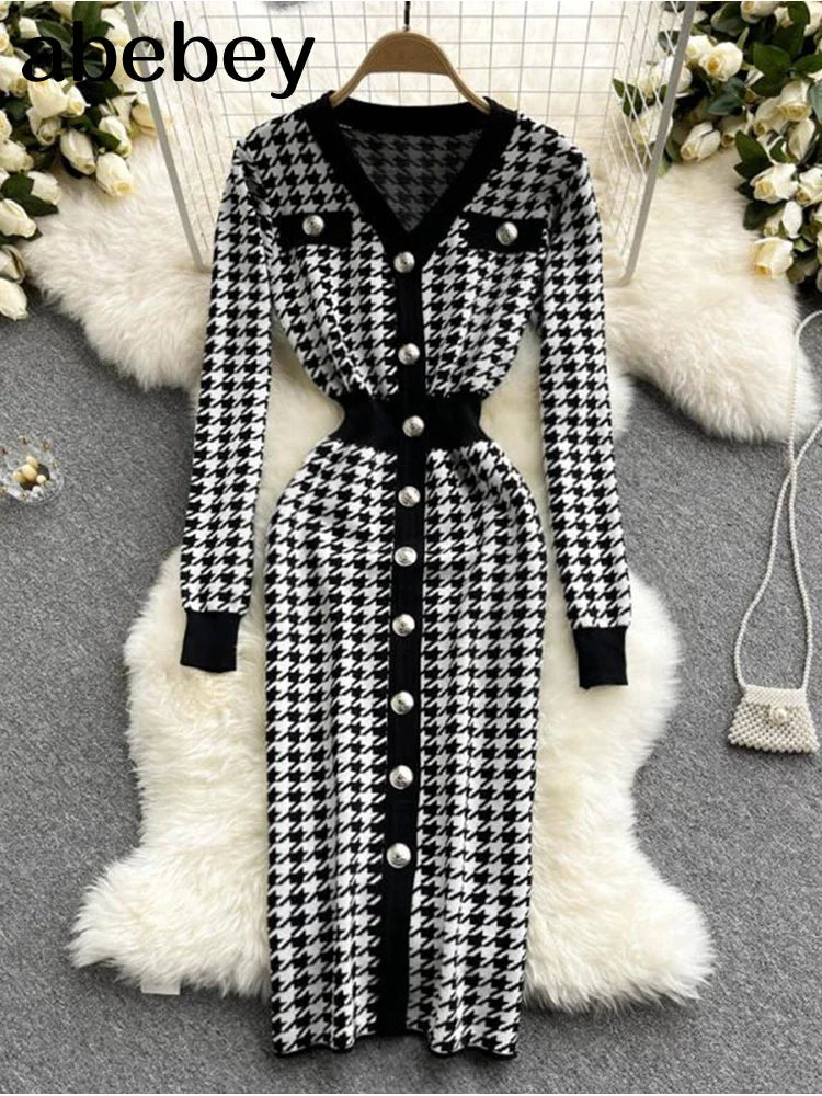 Knitted Bodycon Dress With Long Sleeve V Neck Elastic Fit