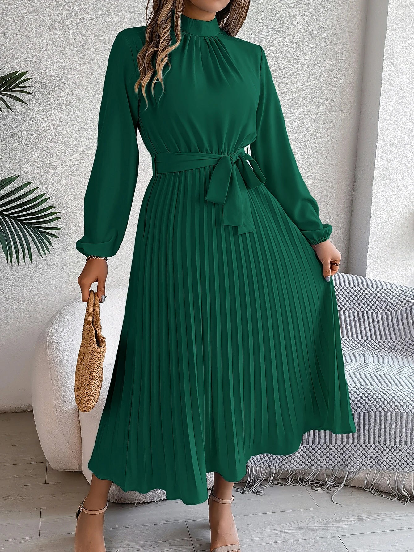 Elegant Pleated Long Sleeve Maxi Dress With Lace Up