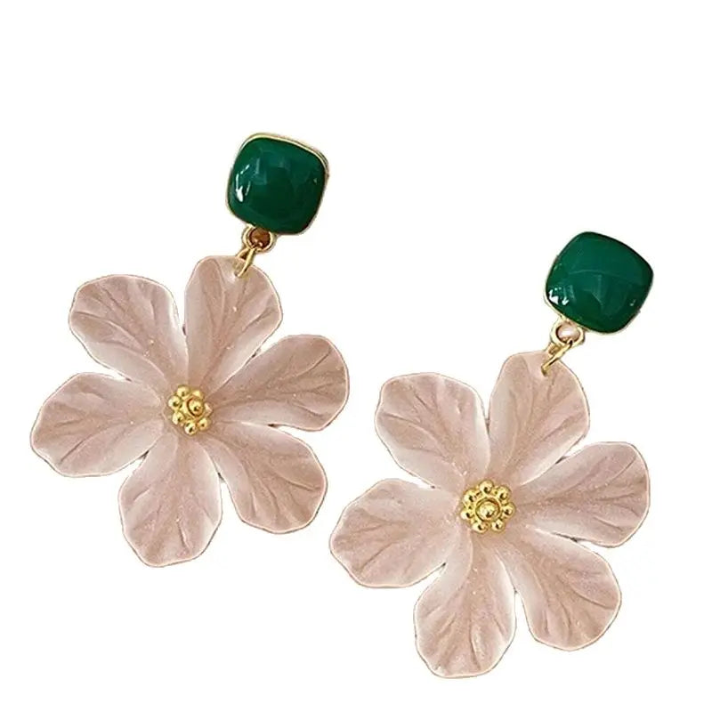 White Flower Charm Square Metal Green Epoxy Drop Earrings for Women Bohemian Camellia Dangle Earrings Luxury