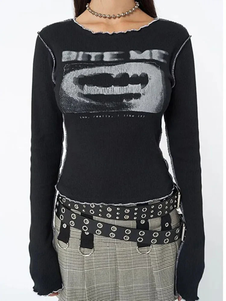 Vintage Punk Skull Graphic Print Women's Crop Top Long Sleeve Y2K Grunge Tee