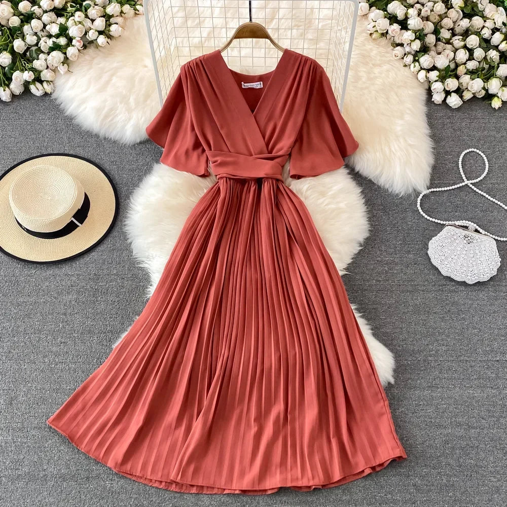 Summer V-Neck Pleated Dress With Lace Up Waist Long Skirt