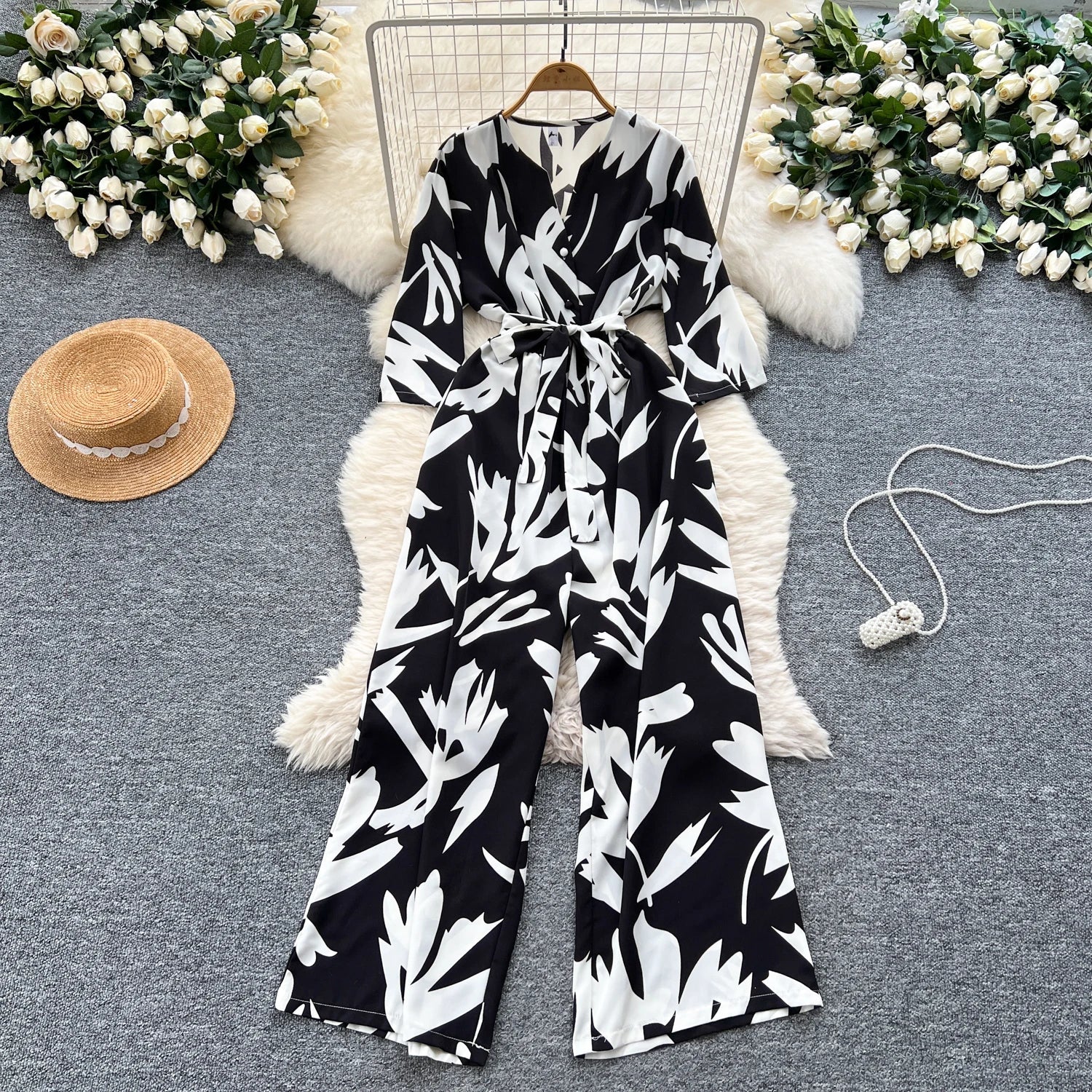 Women's Summer V-Neck Short Sleeve Lace-Up Waist Slim Fit Wide-Leg Printed Jumpsuit with Loose Straight Leg Design