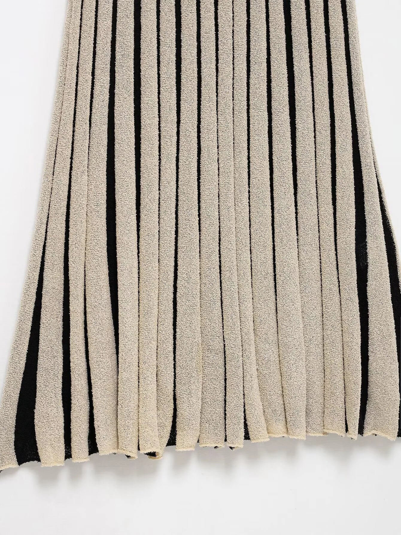 Striped Knitted Sleeveless Midi Dress With Round Neck Casual