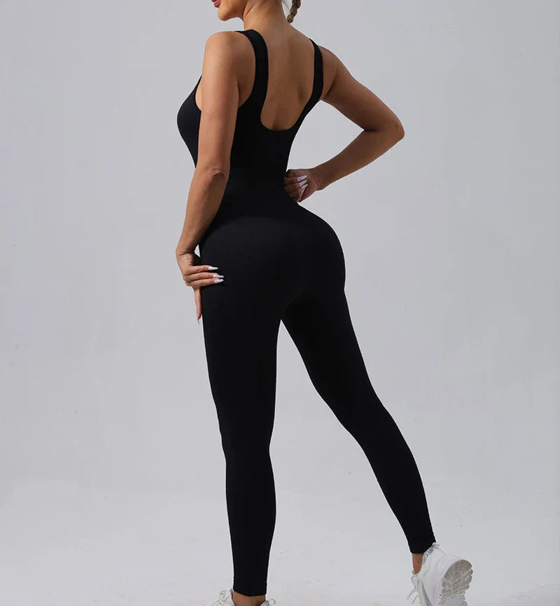 Seamless High Stretch Yoga Jumpsuit for Women Lightweight Breathable Fitness Activewear with Contouring Design and Moisture Wicking Fabric