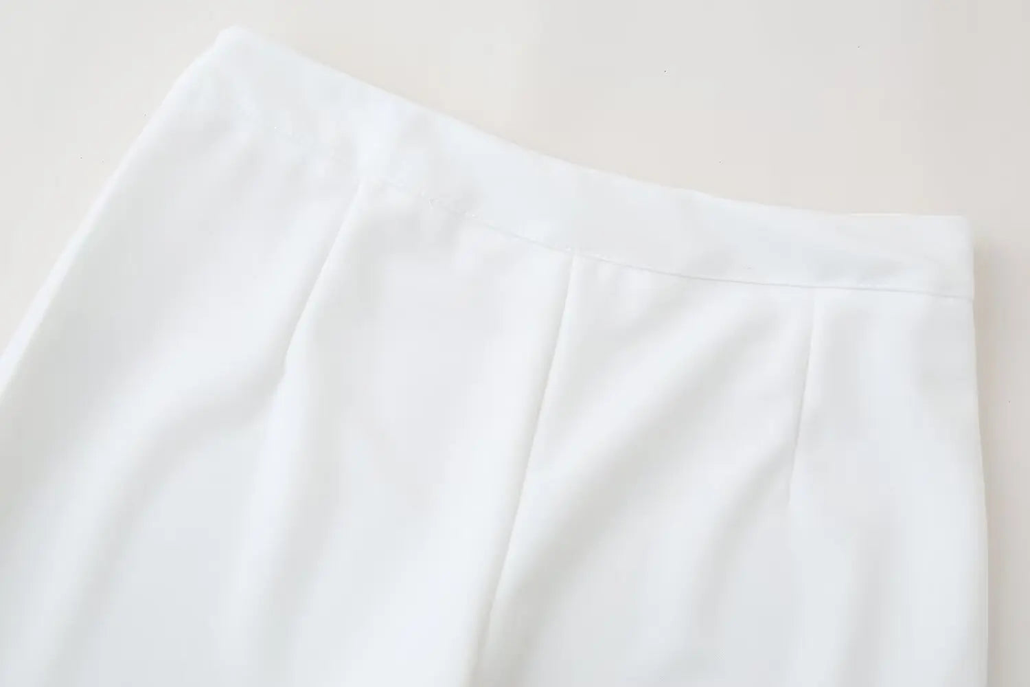 Women's Summer 2-Piece Set Solid Color Puff Sleeve Shirt and Zipper Mid-Rise Street Pants