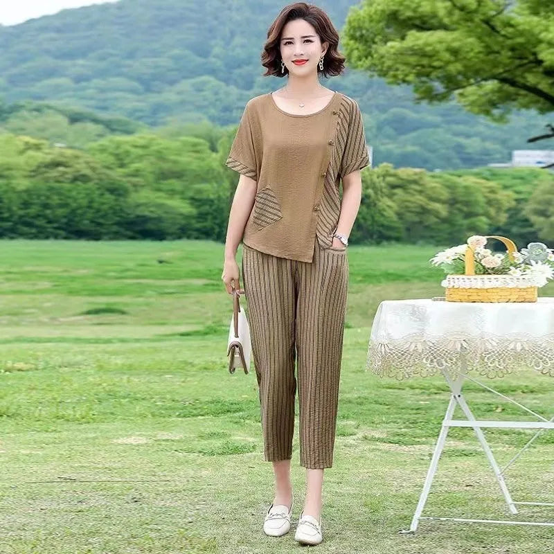 Vintage Cotton Linen Summer Outfit for Women Two Piece Suit with Loose Pants and Short Sleeve Blouse