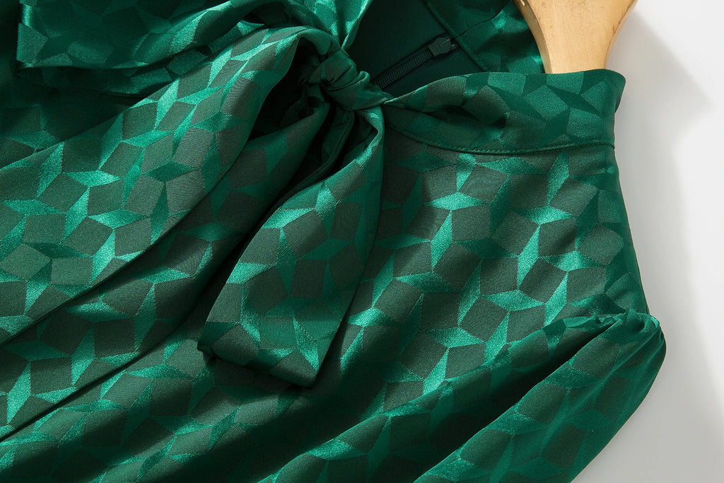 Elegant Green Pleated Long Sleeve Dress With Bow Collar