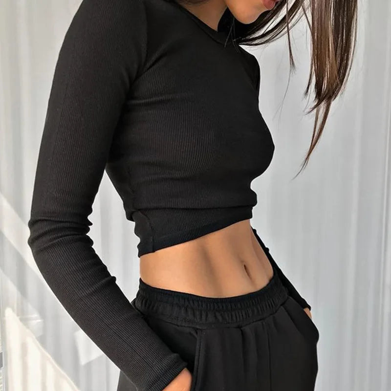 O Neck Long Sleeve Ribbed Crop Top for Women Casual Slim Fit T Shirts in Black and White