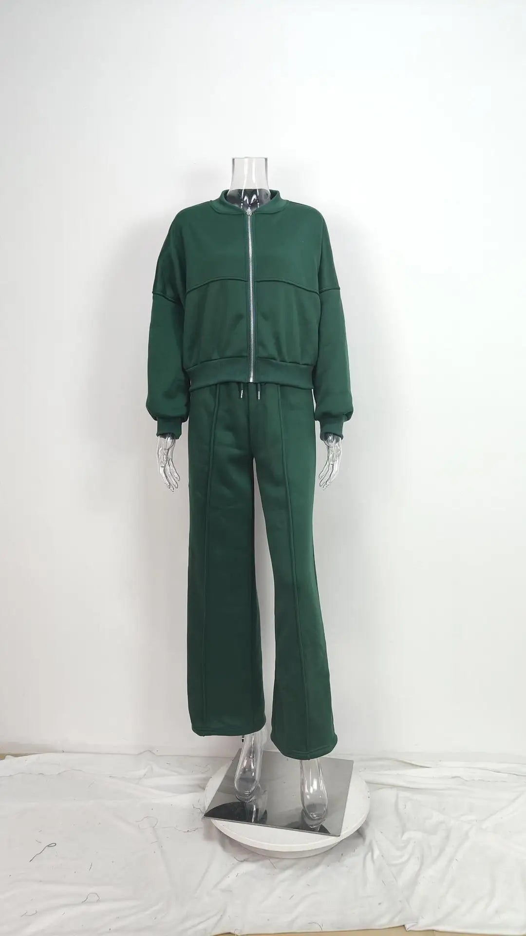 Women's Fleece-Lined Tracksuit Set with Hoodie and Casual Pants for Winter Comfort and Style