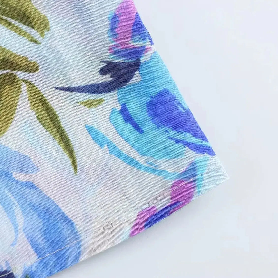 Elegant Loose Fit Women's Long Sleeve Blouse Casual Large Size Weekend Shirt with Soft Comfortable Fabric