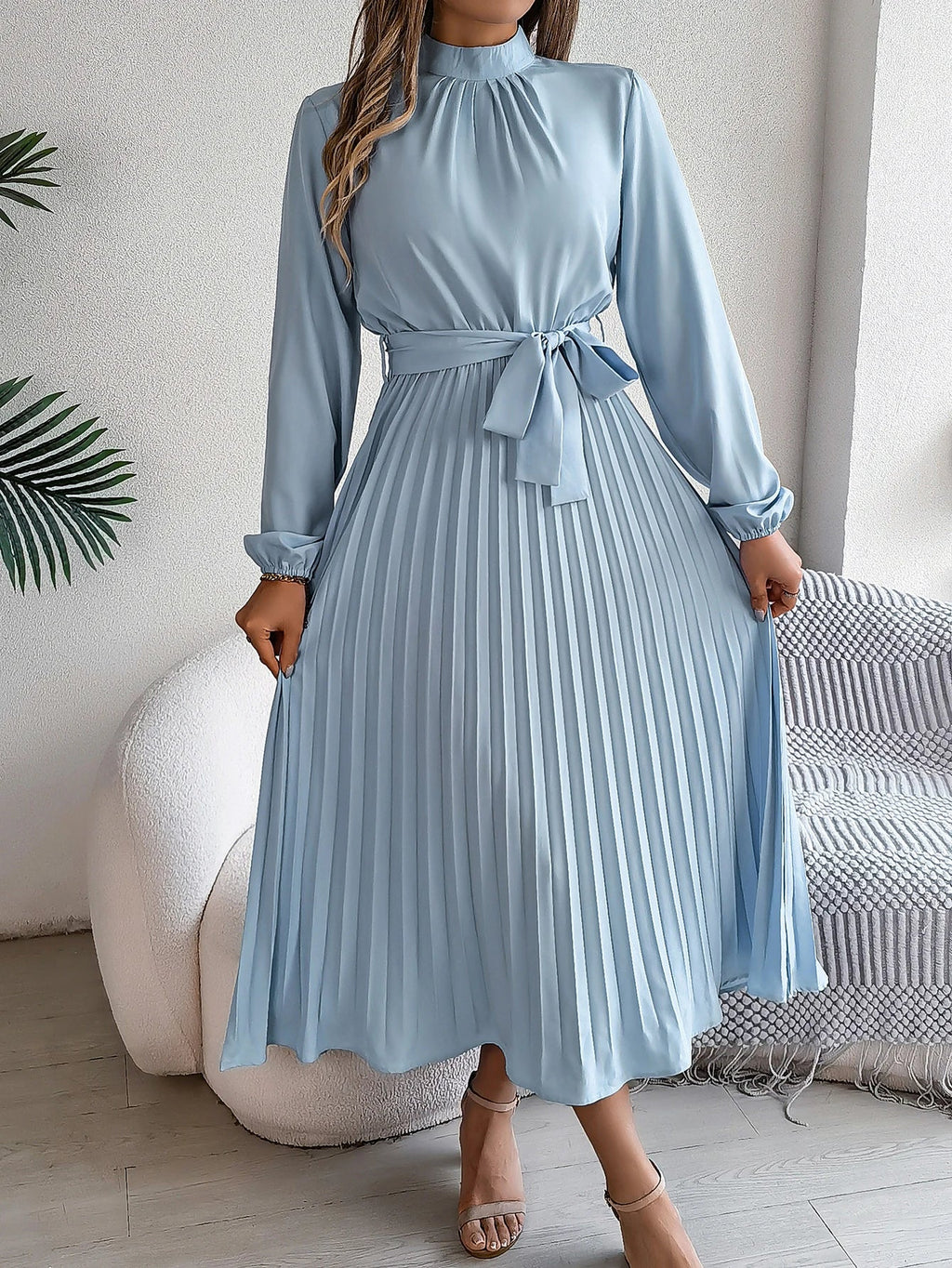 Elegant Pleated Lace Up Long Sleeve Maxi Dress For Spring