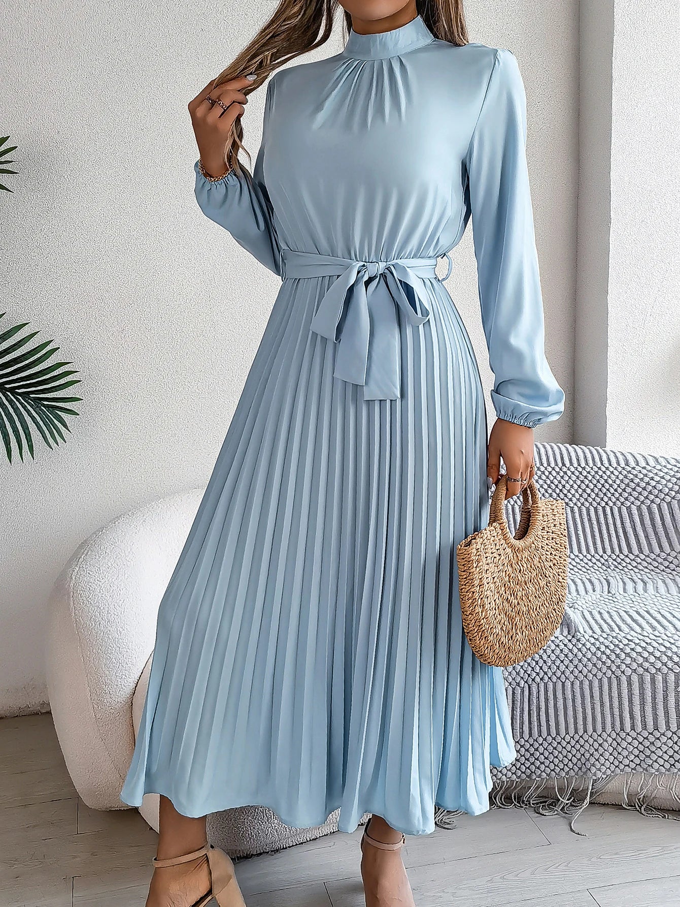 Elegant Pleated Lace Up Long Sleeve Maxi Dress For Spring