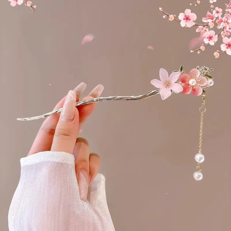 Romantic Chinese Style Hairpin Jewelry Accessory for Women and Girls Daily Wear