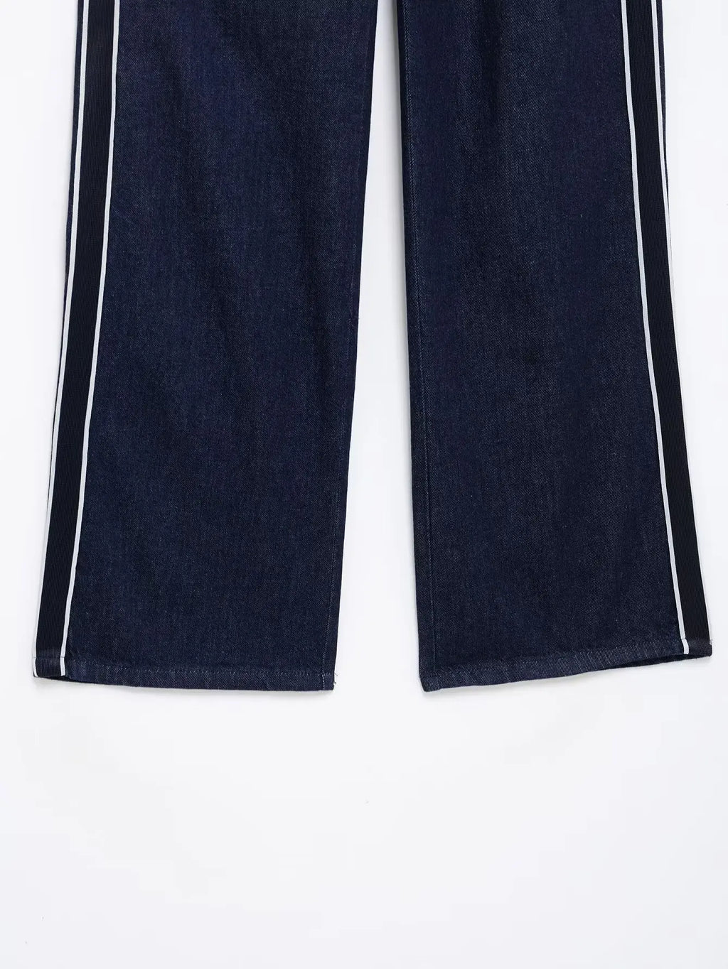 Women High Street Denim Set with Side Stripe Zipper Jacket and Lace-Up Pants for Casual Spring Fashion