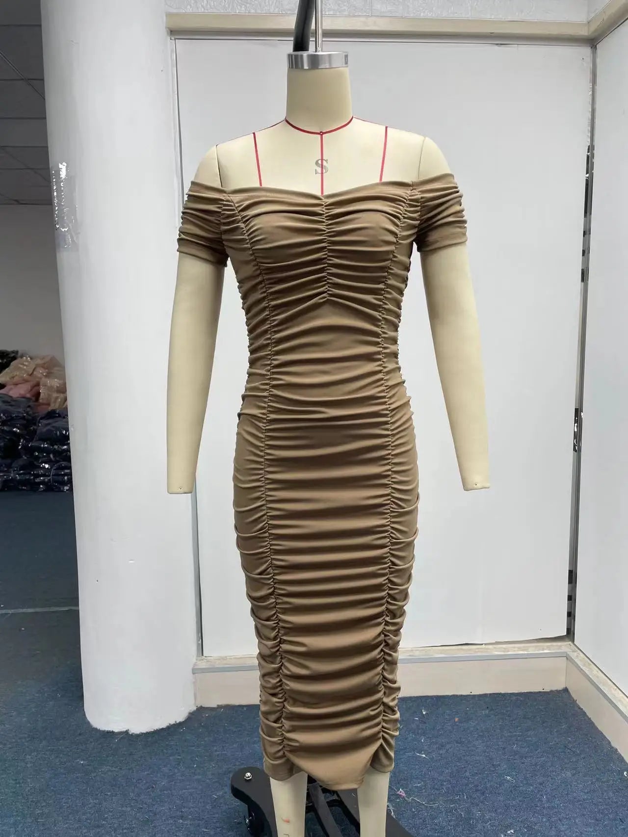 One Shoulder Pleated Dress in Solid Color for Summer